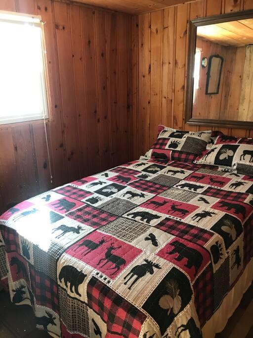 Royce'S Outpost Rustic Cabin Nearby Trails Mio Luaran gambar